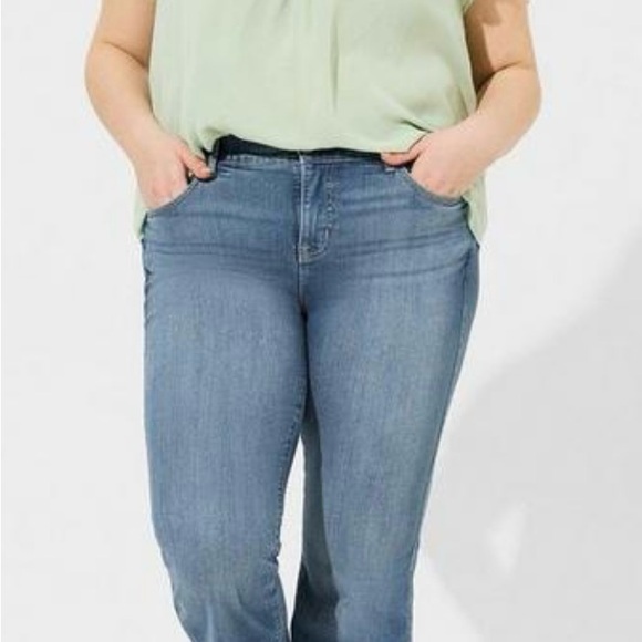 Torrid Chiffon Smocked Pintuck Flutter Short Sleeve Blouse Size Large Green - Picture 6 of 11